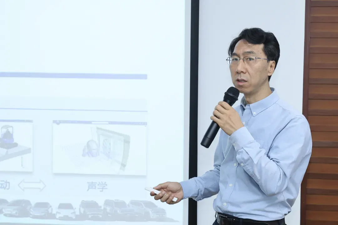 达索系统SIMULIA技术总监张雁纪 达索系统SIMULIA技术总监张雁纪