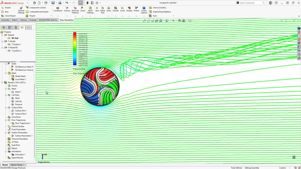 SOLIDWORKS 流体仿真软件界面，展示足球外流场流线仿真结果