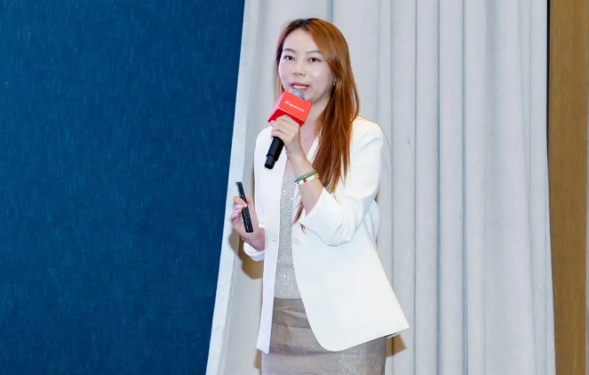 达索系统专业客户事业部续订业务销售经理 孙凡 达索系统专业客户事业部续订业务销售经理 孙凡
