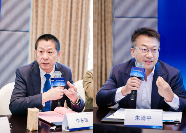 达索系统大中华区常务总经理李东晖（左）  达索系统大中华区高科技行业高级总监朱清平（右）